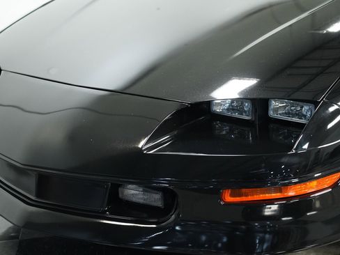 Used 1997 Chevrolet Camaro Z28 w/ Preferred Equipment Group 2 image 17