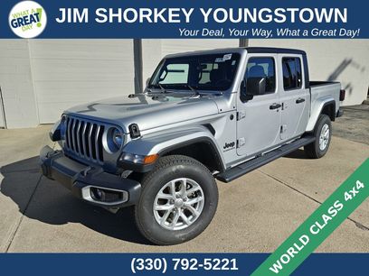 Used 2023 Jeep Gladiator Sport