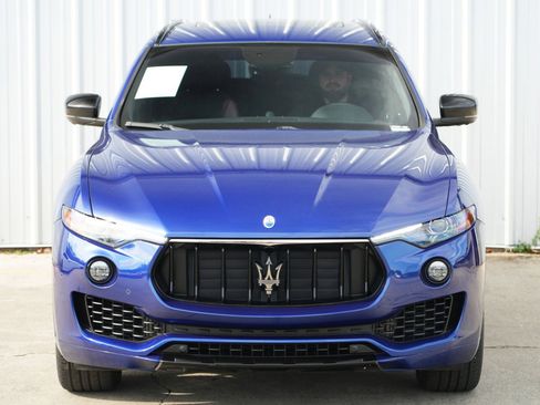 Used 2019 Maserati Levante image 46