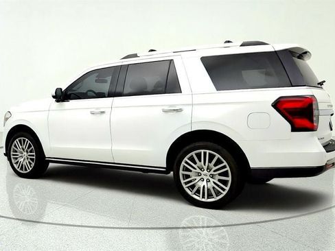 Used 2022 Ford Expedition Limited AWD/4WD image 7