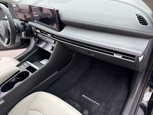 New 2026 Hyundai Sonata SEL FWD image 16