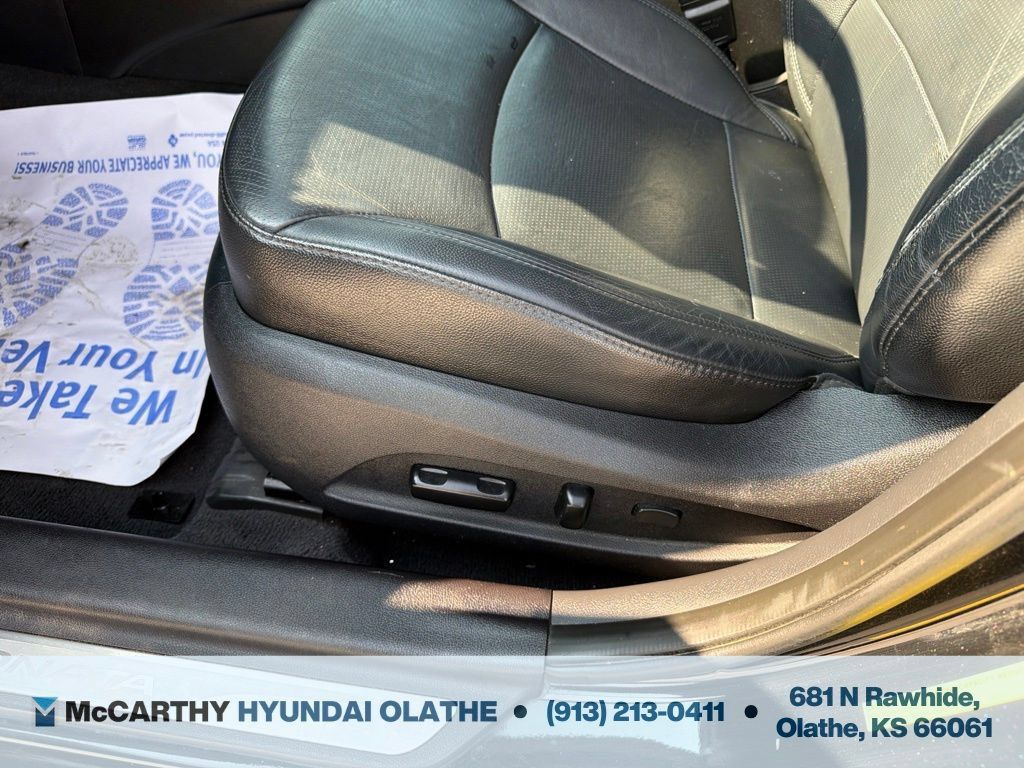 Used 2011 Hyundai Sonata Limited FWD image 30