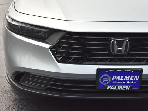 Used 2025 Honda Accord SE image 3
