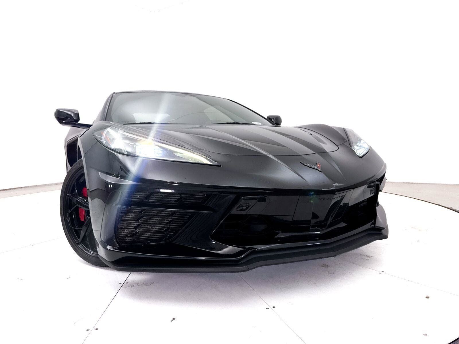 Used 2021 Chevrolet Corvette Stingray Premium Cpe w/ Z51 Performance Package RWD image 8
