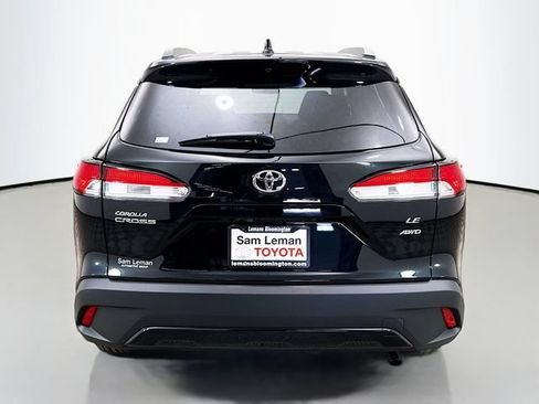 Used 2025 Toyota Corolla Cross LE AWD/4WD image 6