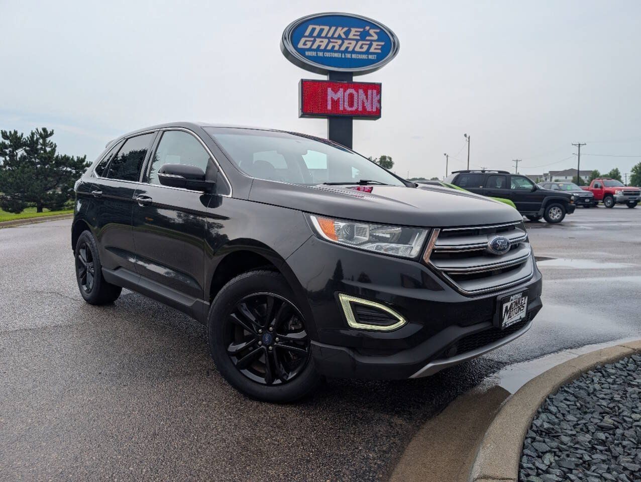 Used 2015 Ford Edge SEL w/ Equipment Group 201A AWD/4WD image 2