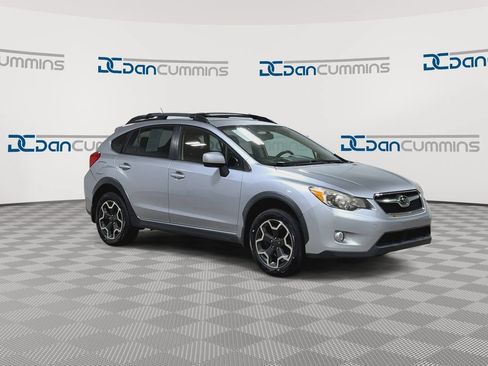 Used 2014 Subaru Crosstrek 2.0i Premium w/ Popular Package #1 AWD/4WD image 2