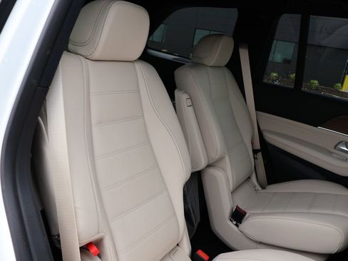 New 2026 Mercedes-Benz GLS 450 4MATIC image 14