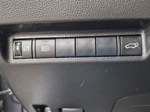 Used 2019 Toyota RAV4 XSE image 25