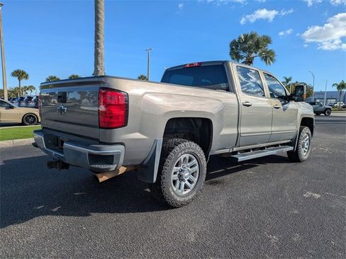 Used 2017 Chevrolet Silverado 2500 LT w/ LT Convenience Package image 4
