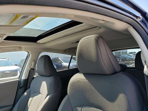 New 2026 Subaru Crosstrek 2.5i Premium AWD/4WD image 7
