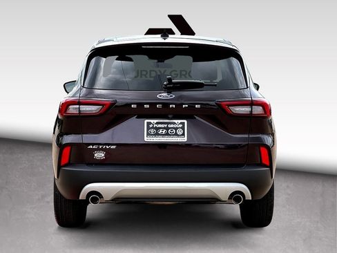 Used 2023 Ford Escape Active FWD image 7