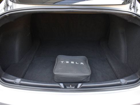 Used 2018 Tesla Model 3 Long Range AWD/4WD image 12