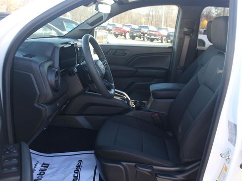New 2025 Chevrolet Colorado W/T w/ Advanced Trailering Package image 11