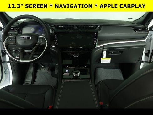 New 2026 Jeep Grand Cherokee Limited AWD/4WD image 2