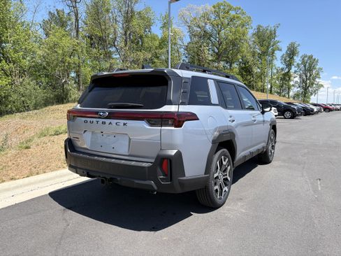 New 2026 Subaru Outback Touring XT AWD/4WD image 9