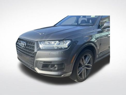 Used 2017 Audi Q7 3.0T Prestige AWD/4WD image 2