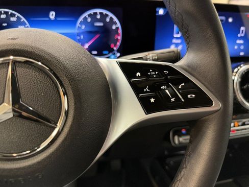 Certified 2026 Mercedes-Benz GLB 250 image 19