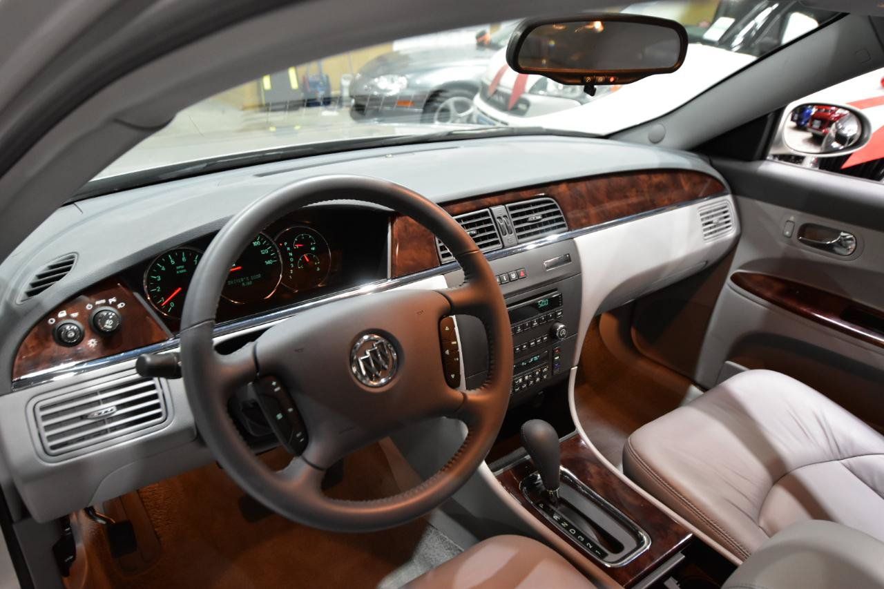 Used 2007 Buick LaCrosse CXS FWD image 11