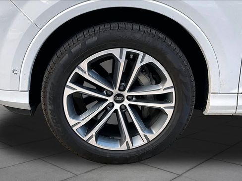 Certified 2026 Audi Q7 2.0T Premium AWD/4WD image 10