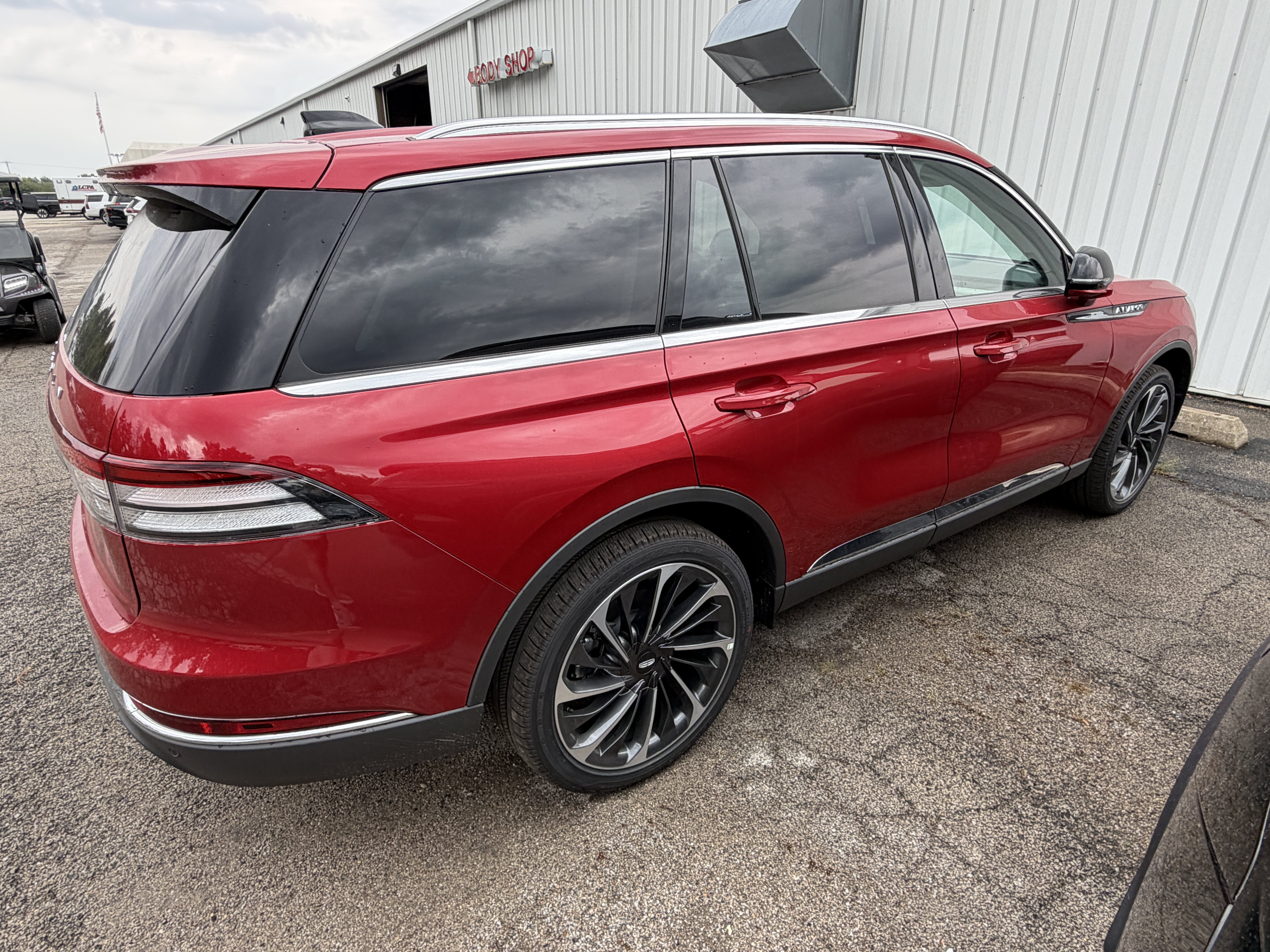 New 2026 Lincoln Aviator Reserve AWD/4WD image 14