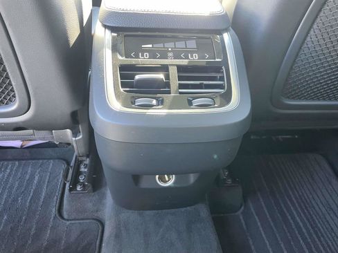 Used 2017 Volvo XC90 T6 Momentum w/ Vision Package AWD/4WD image 14