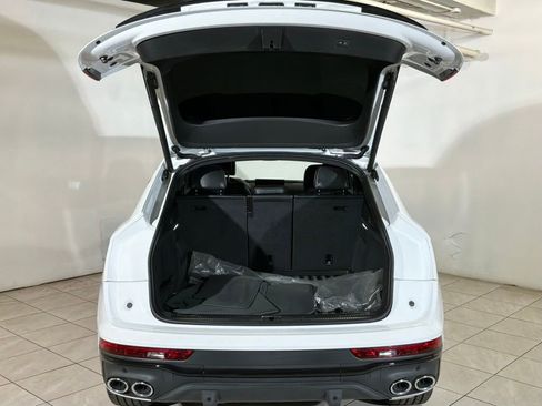 Used 2023 Audi SQ5 Premium Plus w/ Premium Plus Package image 22
