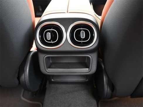 New 2026 Mercedes-Benz GLC 300 image 25