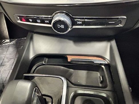Used 2024 Volvo S60 B5 Plus AWD/4WD image 20