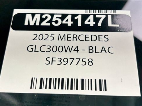 Certified 2025 Mercedes-Benz GLC 300 4MATIC image 35