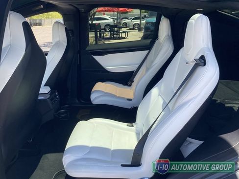 Used 2018 Tesla Model X 75D AWD/4WD image 14