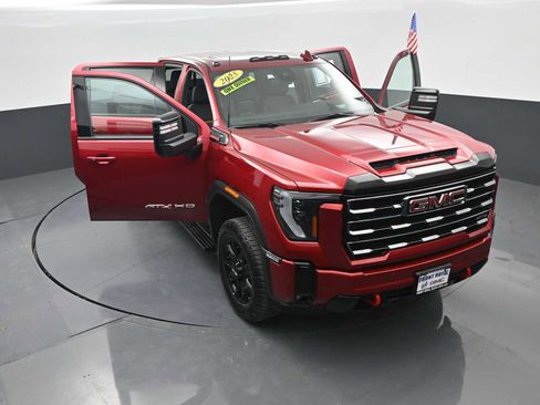 Used 2025 GMC Sierra 2500 AT4 w/ AT4 Premium Plus Package AWD/4WD image 45