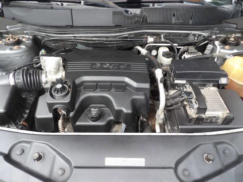 Used 2006 Pontiac Torrent 2WD image 17