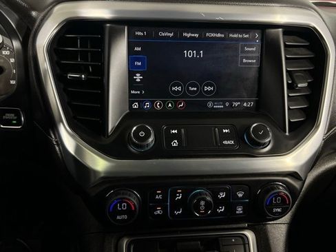 Used 2023 GMC Acadia SLT image 28