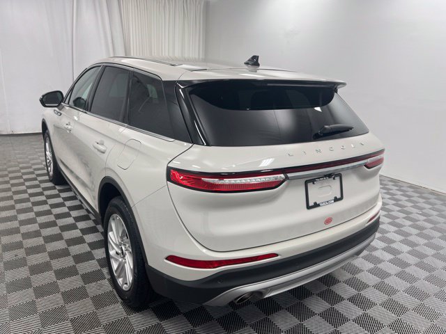 Certified 2024 Lincoln Corsair AWD image 6