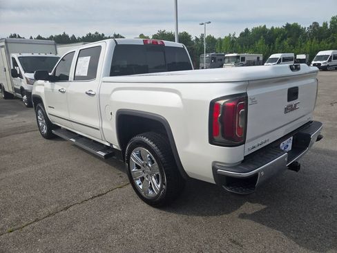 Used 2018 GMC Sierra 1500 SLT AWD/4WD image 3