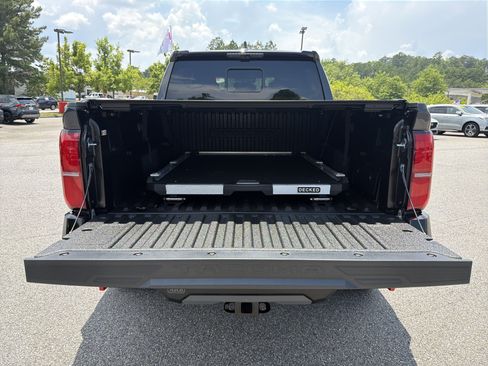 Certified 2025 Toyota Tacoma TRD Pro AWD/4WD image 28