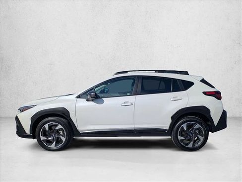 Used 2024 Subaru Crosstrek 2.5i Limited w/ Crosstrek Mirror Package AWD/4WD image 9