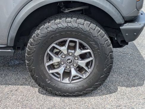 Used 2023 Ford Bronco Badlands AWD/4WD image 12