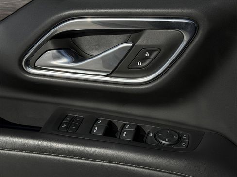 Certified 2023 Chevrolet Suburban LT image 24