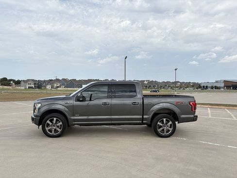 Used 2016 Ford F150 Lariat w/ Equipment Group 502A Luxury AWD/4WD image 2