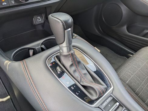 Used 2024 Honda HR-V Sport image 25