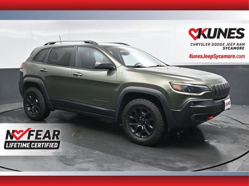 Used 2020 Jeep Cherokee Trailhawk w/ Comfort/Convenience Group image 1