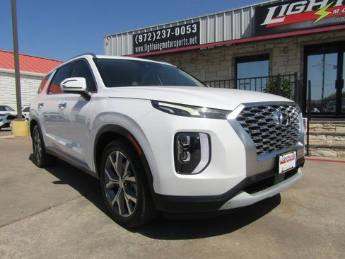 Used 2020 Hyundai Palisade SEL w/ Premium Package FWD image 6