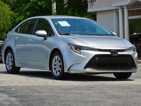 Used 2021 Toyota Corolla LE FWD image 7