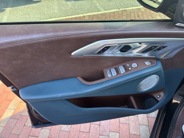 Used 2023 BMW XM AWD/4WD image 11