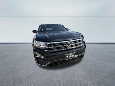 Used 2020 Volkswagen Atlas Cross Sport SE w/ Panoramic Sunroof Package AWD/4WD image 2