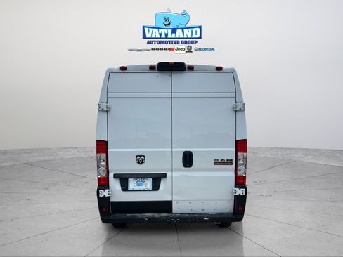 Used 2021 RAM ProMaster 2500 FWD image 3
