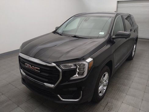 Used 2024 GMC Terrain SLE AWD/4WD image 15