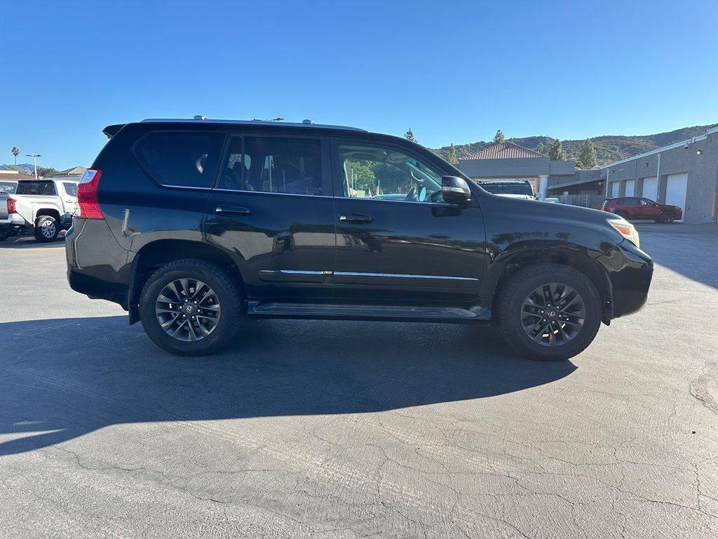 Used 2013 Lexus GX 460 w/ Convenience Pkg AWD/4WD image 5